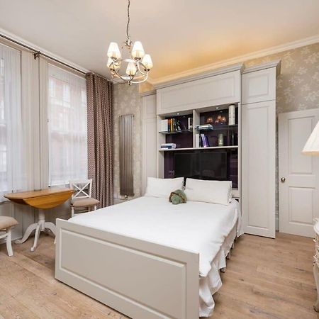 Charming Chelsea Studio Your Cozy Urban Retreat London Bagian luar foto