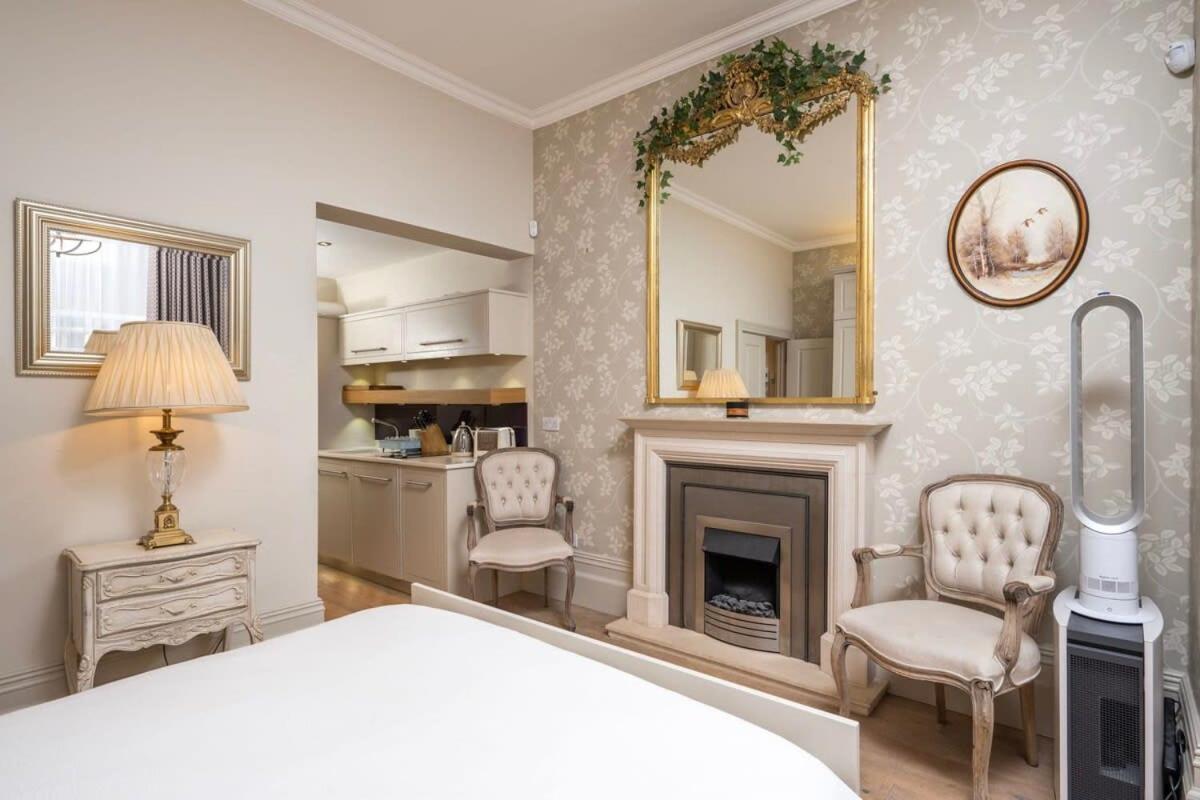 Charming Chelsea Studio Your Cozy Urban Retreat London Bagian luar foto