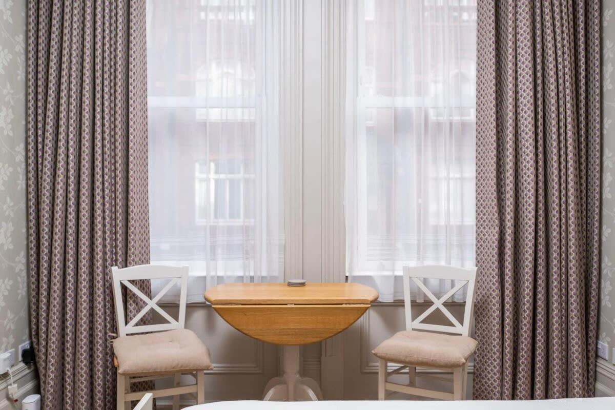 Charming Chelsea Studio Your Cozy Urban Retreat London Bagian luar foto